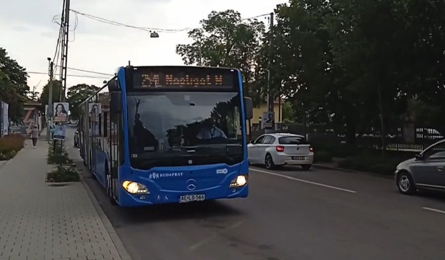 Újabb 50 csuklós busz érkezik Budapestre